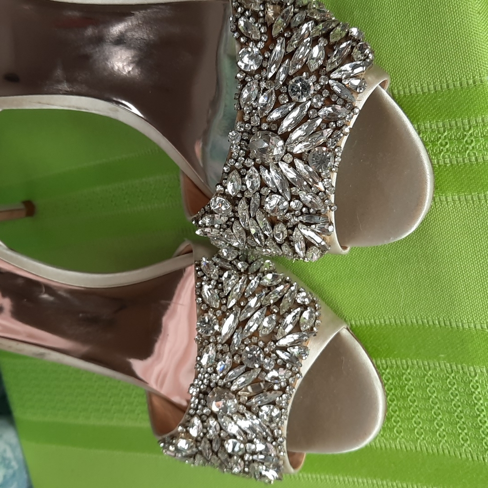 Size 10 fancy crystal rhinestone Badgley Mischka heel wedding shoes vintage - Picture 2 of 9